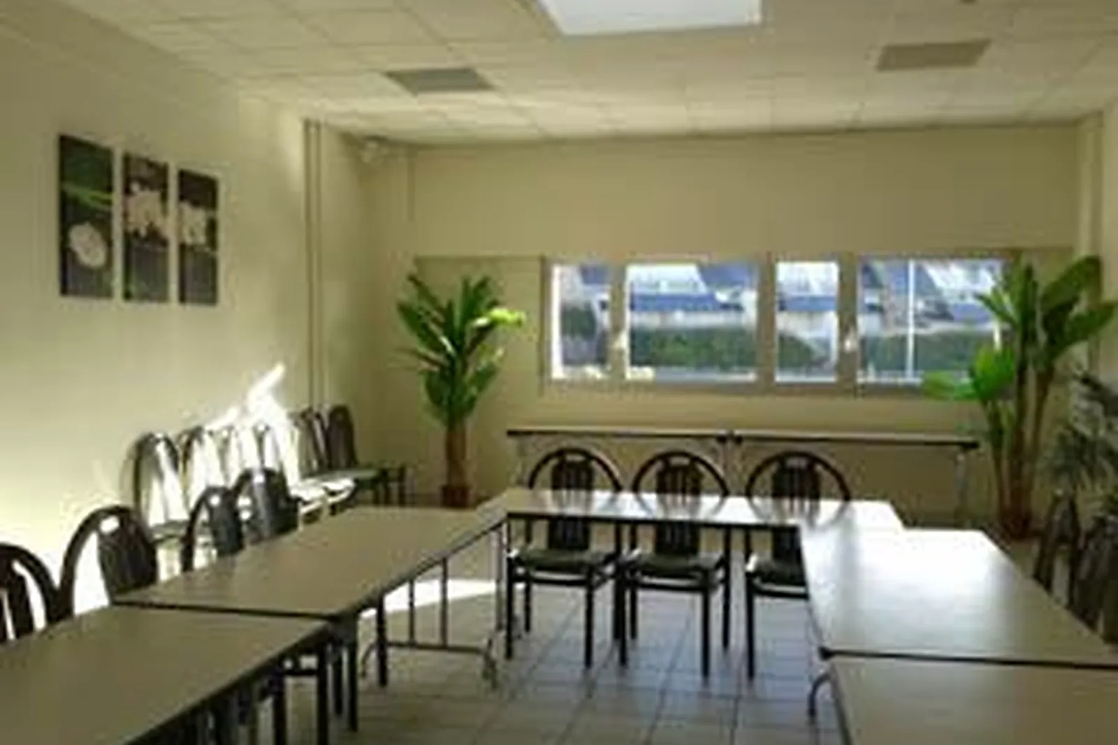 Lieux événementiels, ESPACE LOUISON BOBET