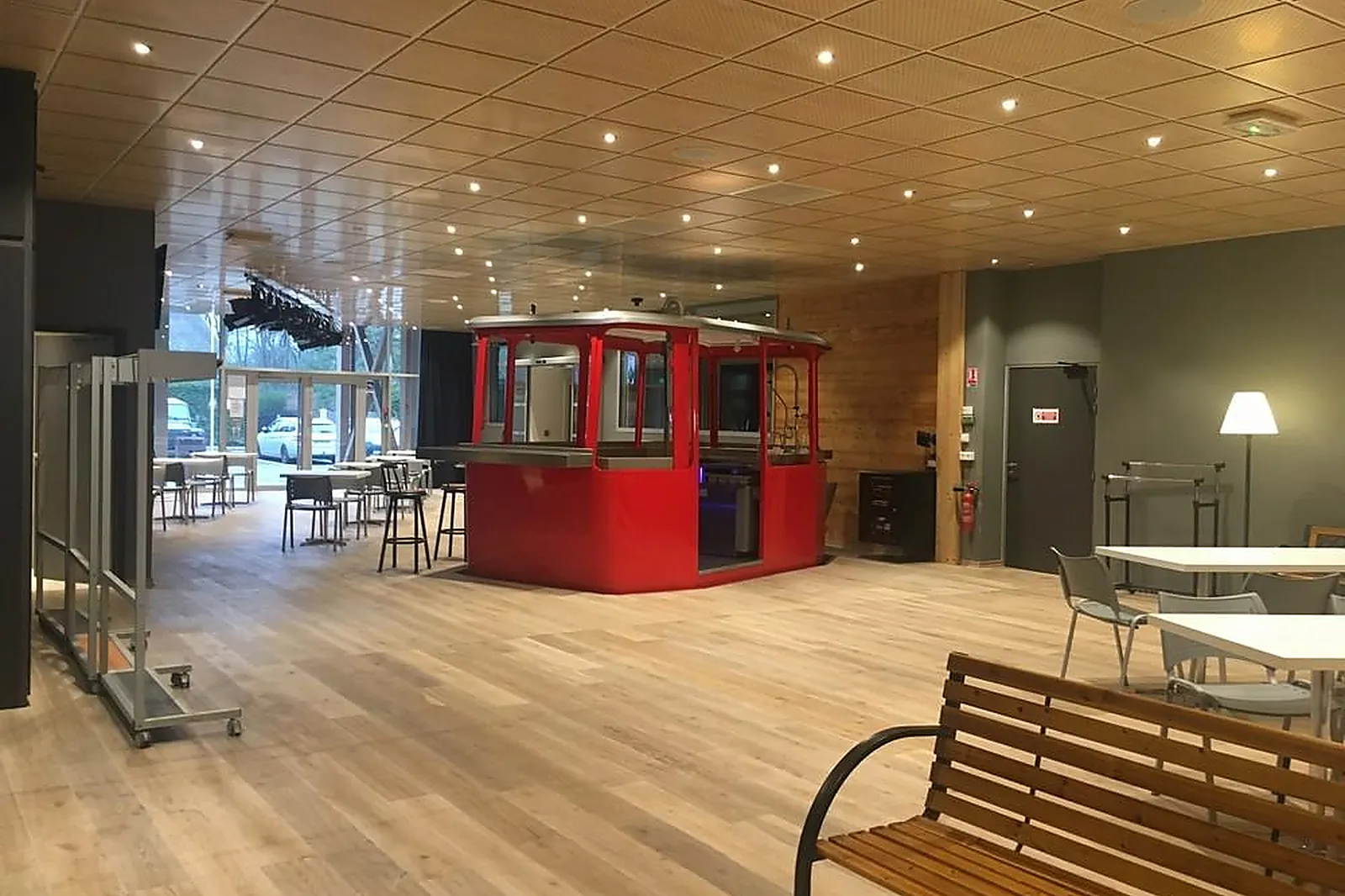 Lieux événementiels, ESPACE MÉDIA TÉLÉCABINE