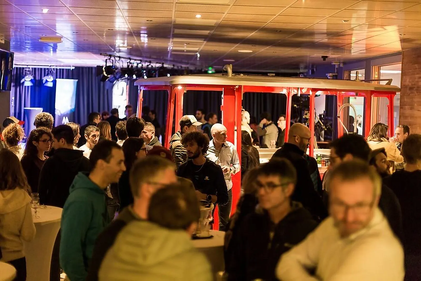 Lieux événementiels, ESPACE MÉDIA TÉLÉCABINE