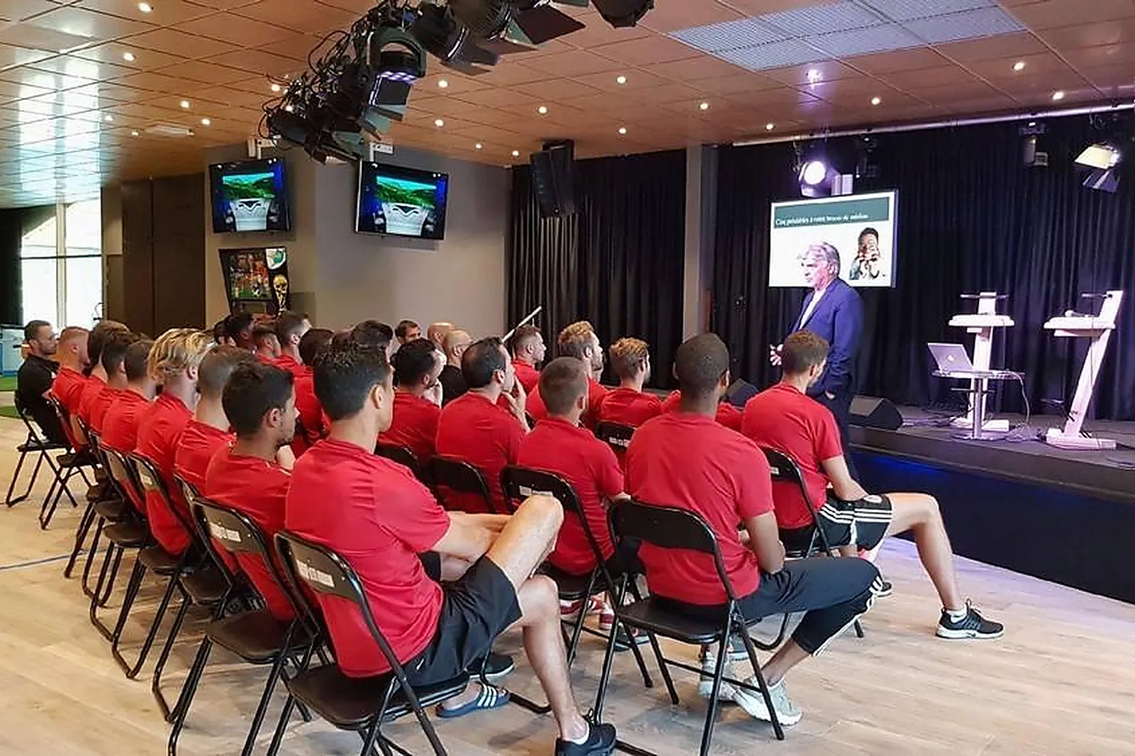 Lieux événementiels, ESPACE MÉDIA TÉLÉCABINE