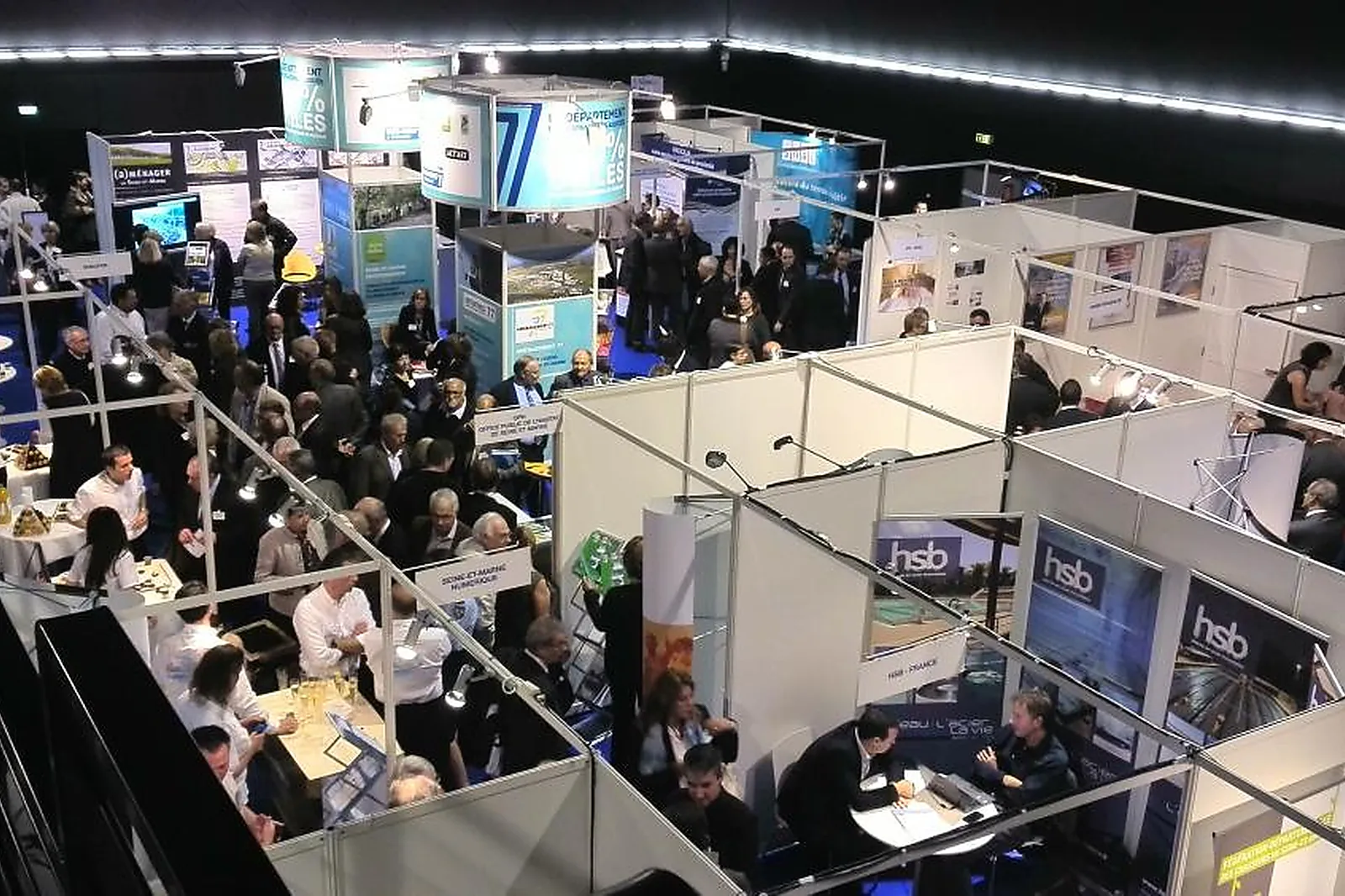 Lieux événementiels, ESPACE PIERRE BACHELET