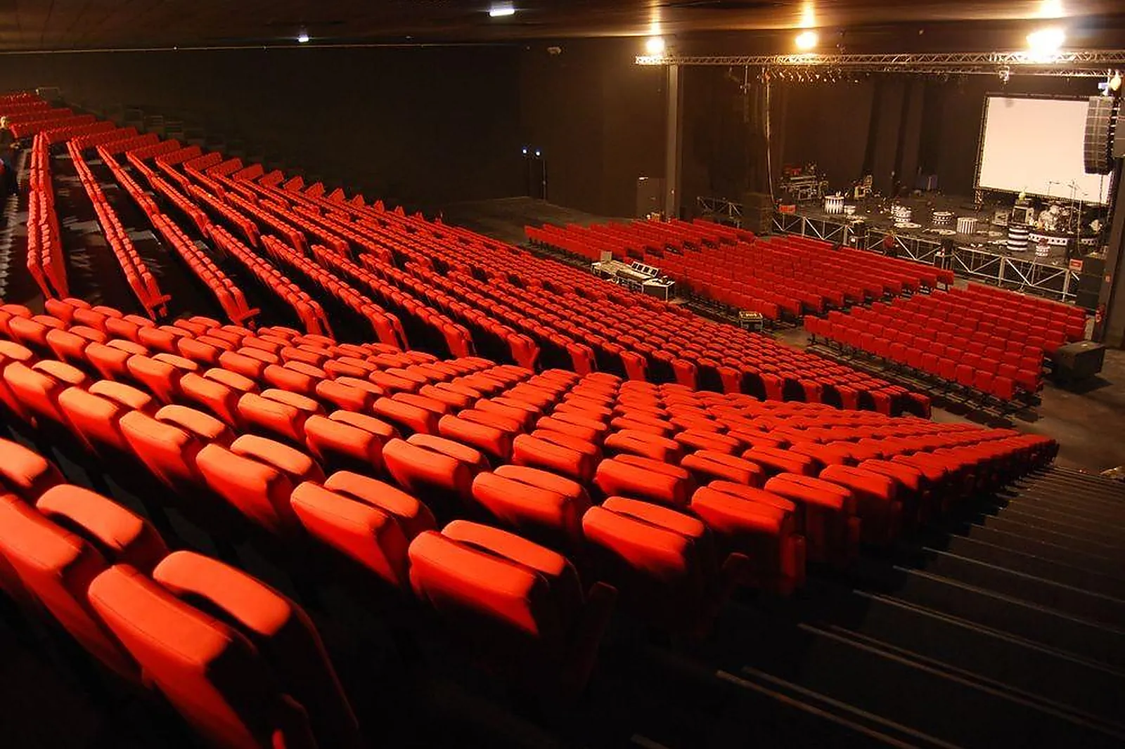 Lieux événementiels, ESPACE PIERRE BACHELET