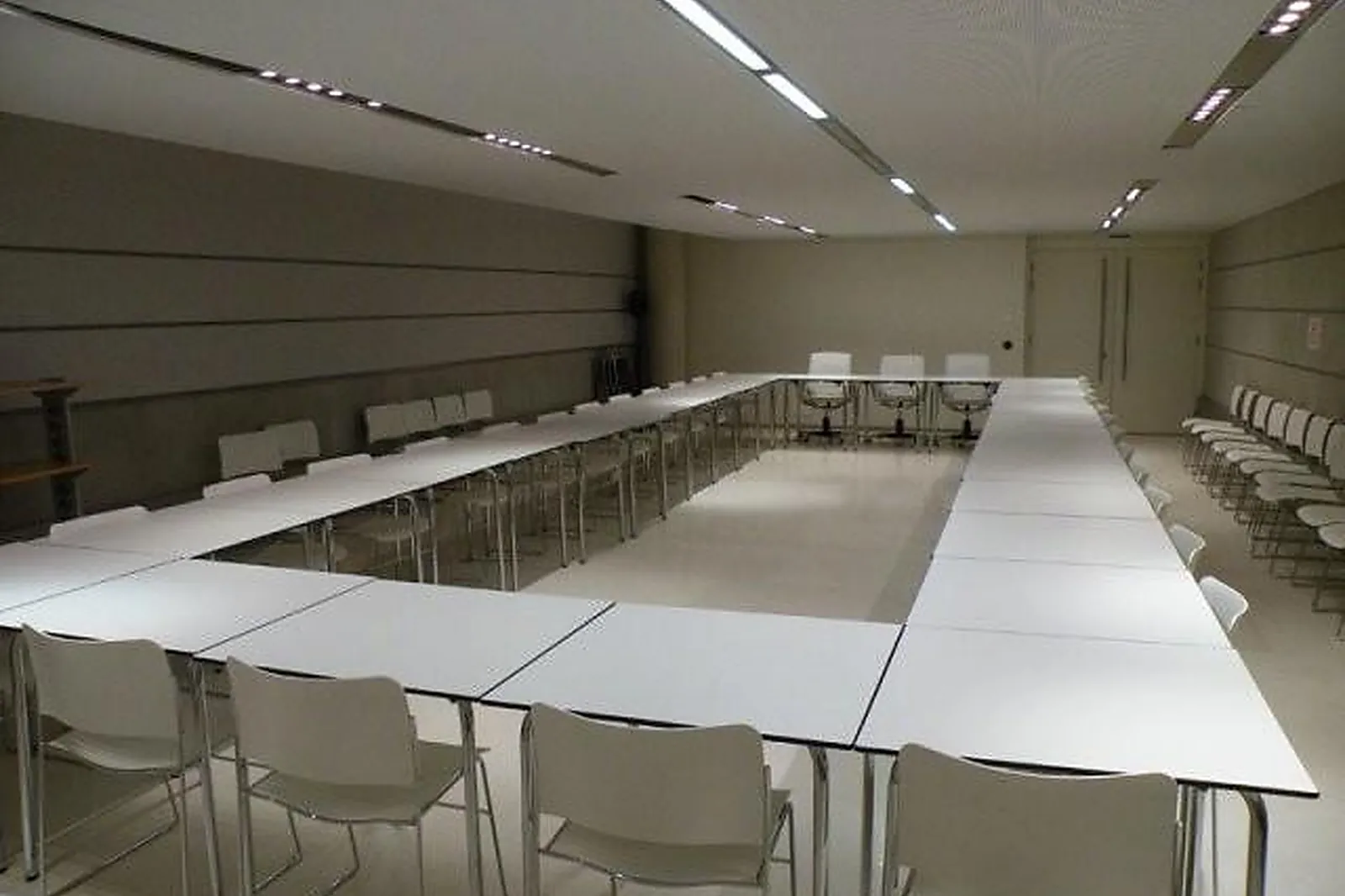 Lieux événementiels, ESPACE VILLENEUVE BARGEMON