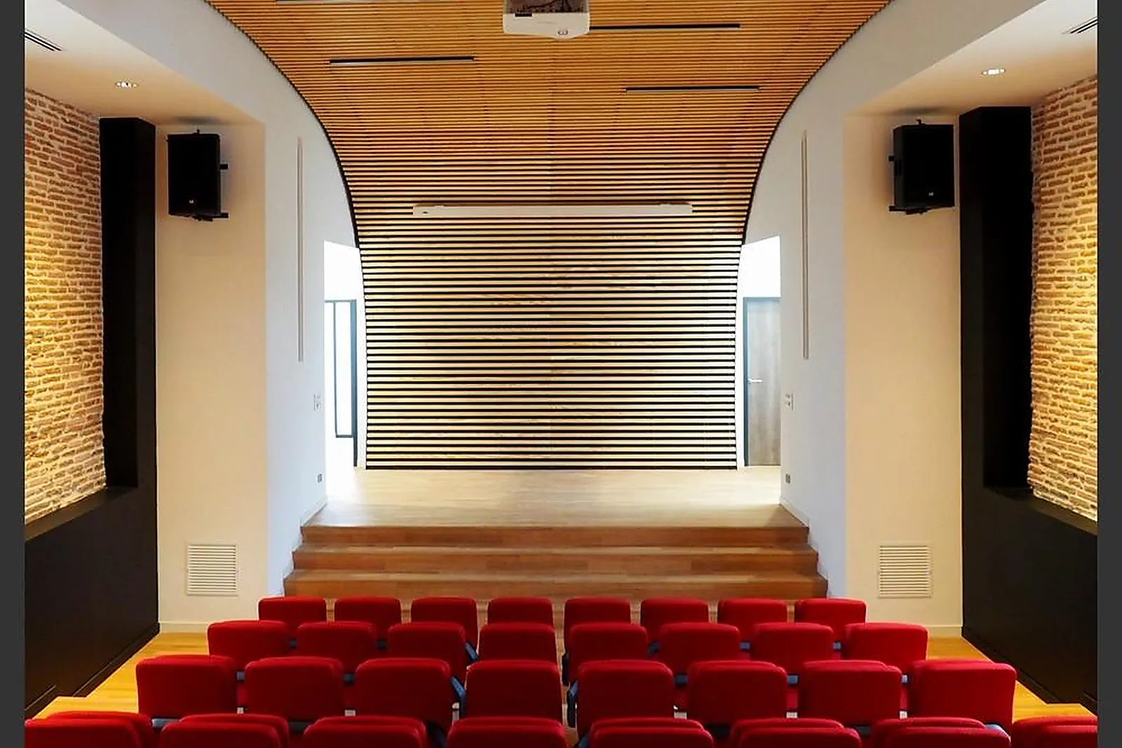 Lieux événementiels, ESPACE DES HUMANITÉS