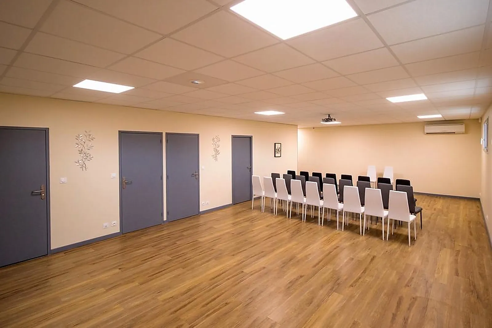 Lieux événementiels, ESPACE DES LAURIERS