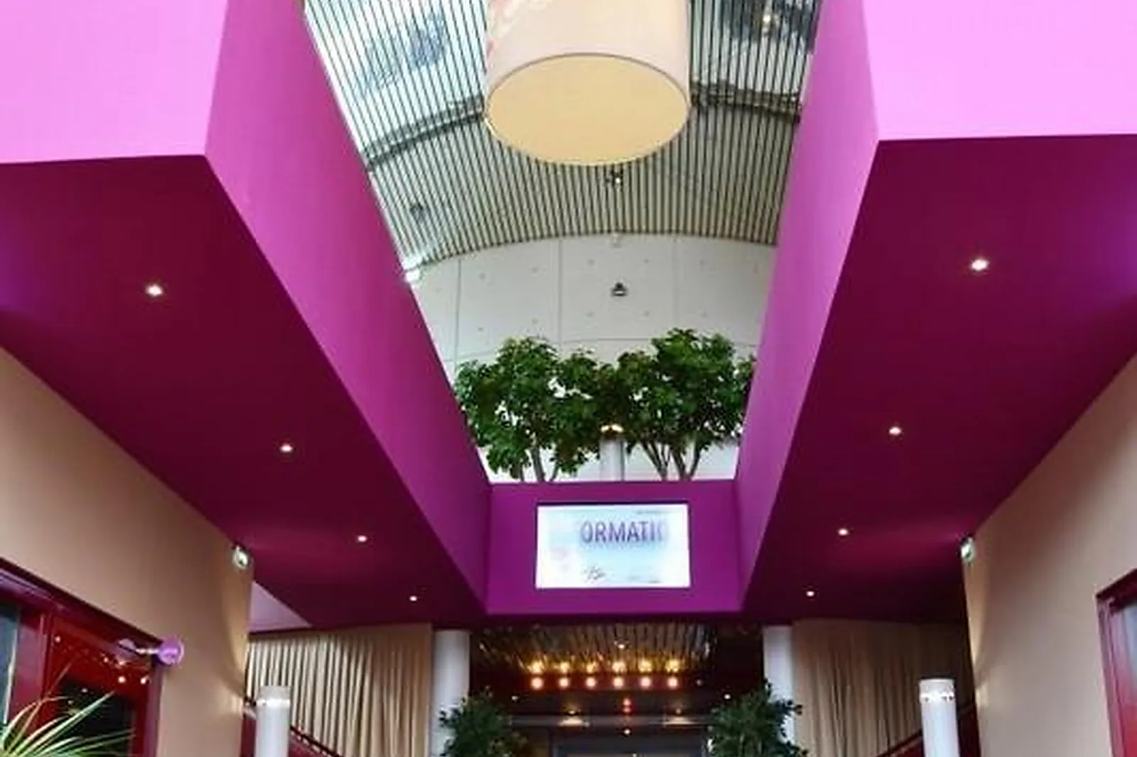 Lieux événementiels, ESPACE ÉVÉNEMENTIEL LES ESSELIERES