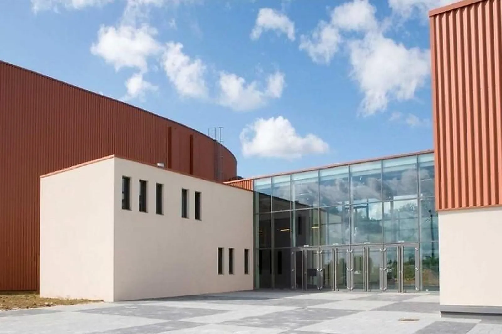 Lieux événementiels, ESPACES SAUGONNA