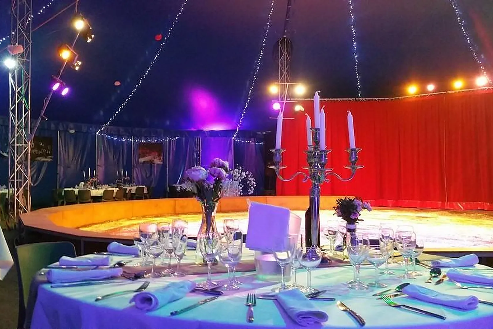 Lieux événementiels, ESPRIT DE CIRQUE