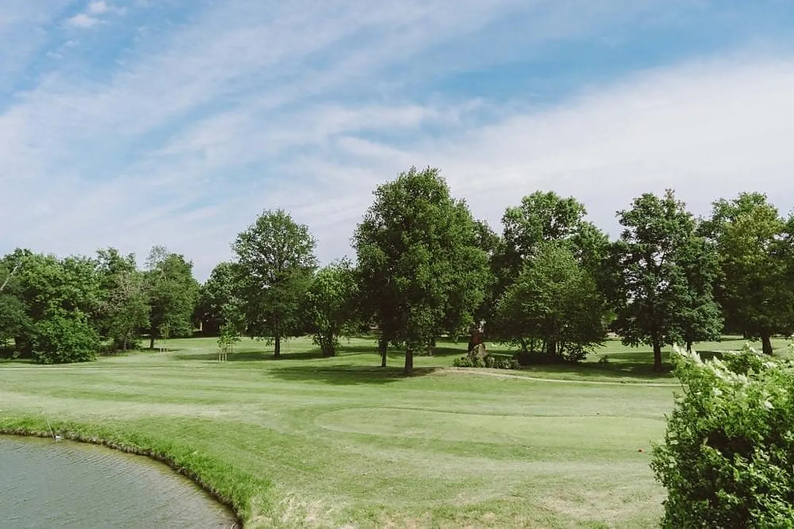 Lieux événementiels, ETIOLLES COUNTRY CLUB