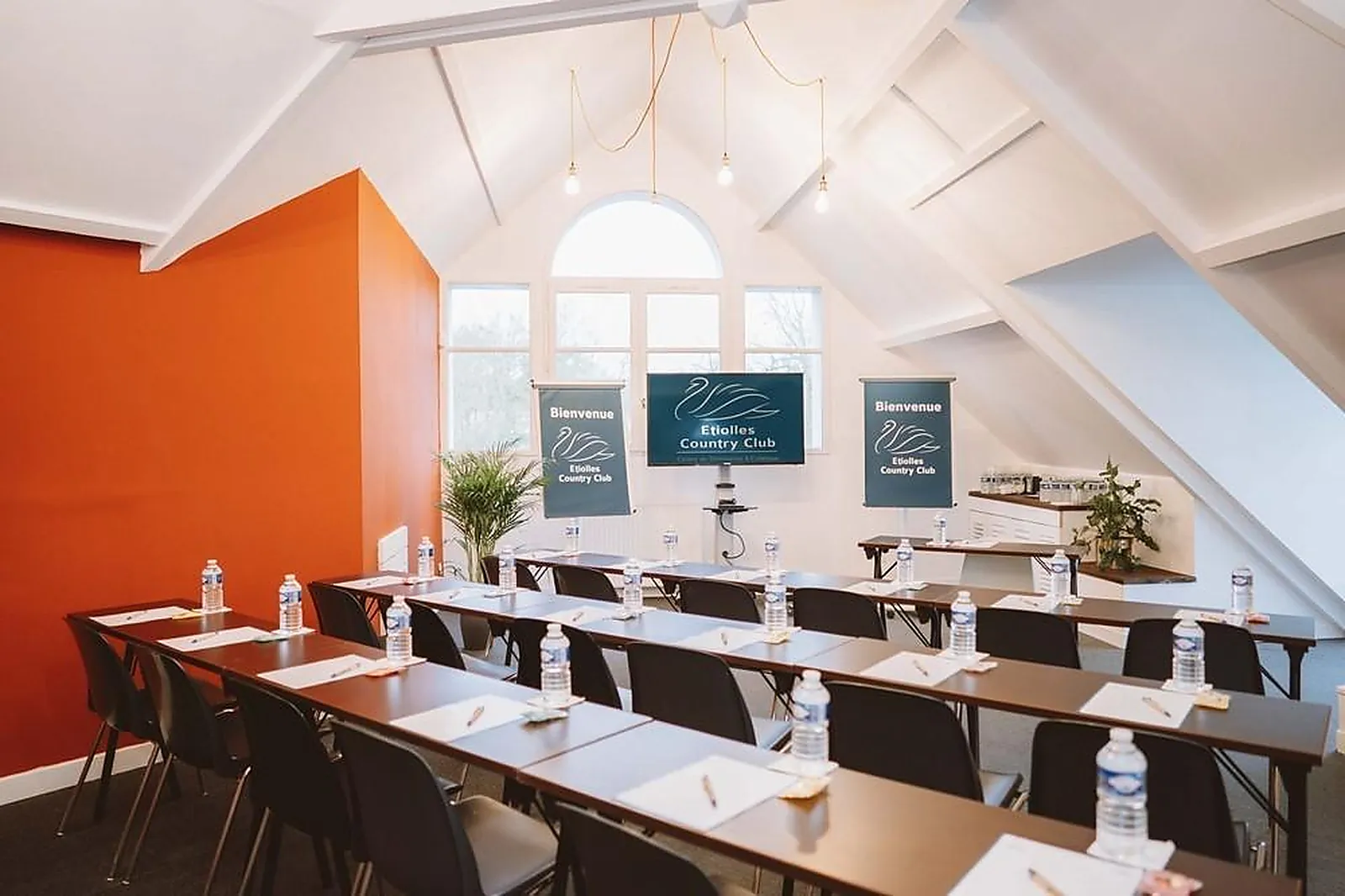 Lieux événementiels, ETIOLLES COUNTRY CLUB