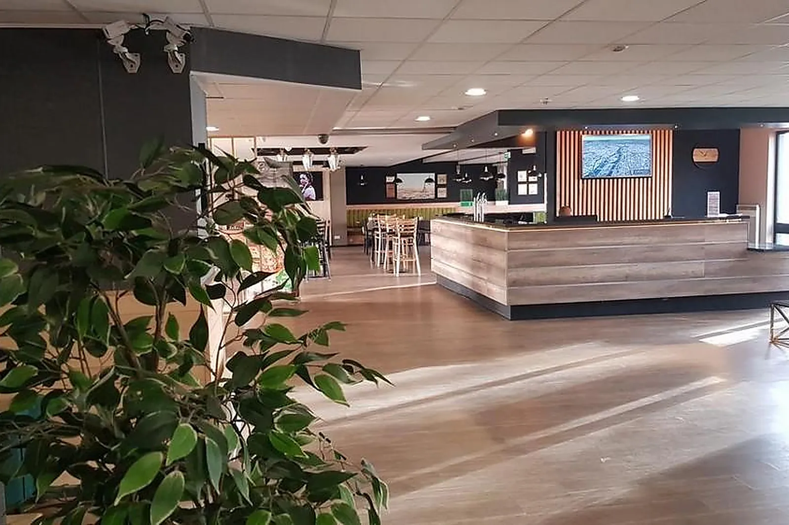 Lieux événementiels, EURO HÔTEL PARIS CRÉTEIL