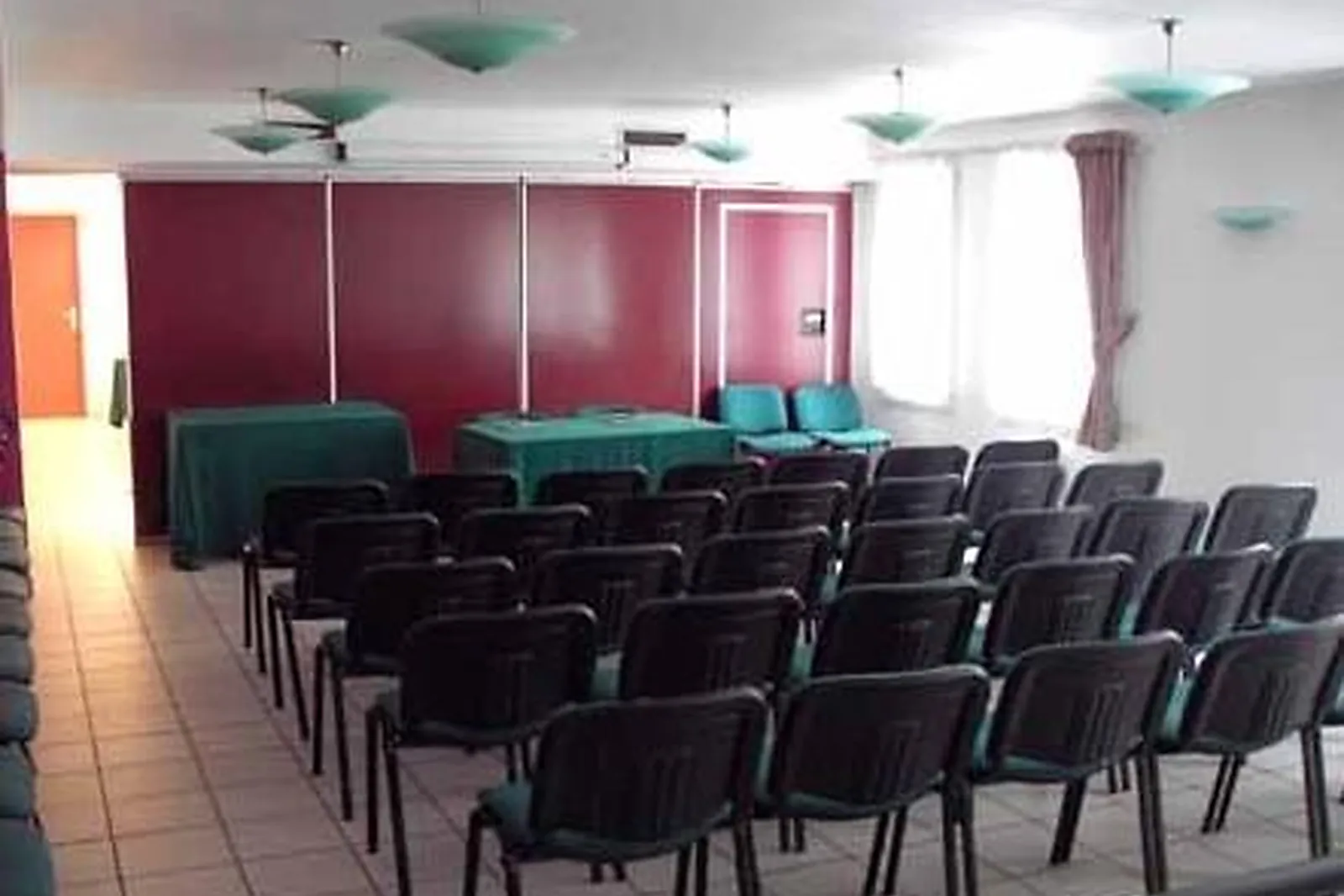 Lieux événementiels, EURO HÔTEL PARIS SAINT DENIS