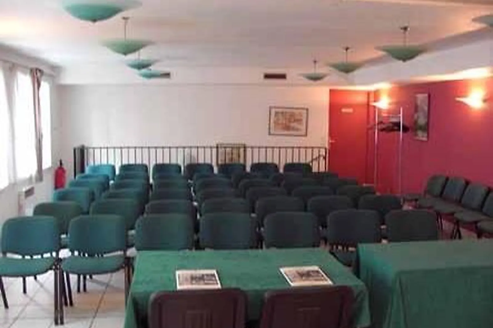 Lieux événementiels, EURO HÔTEL PARIS SAINT DENIS