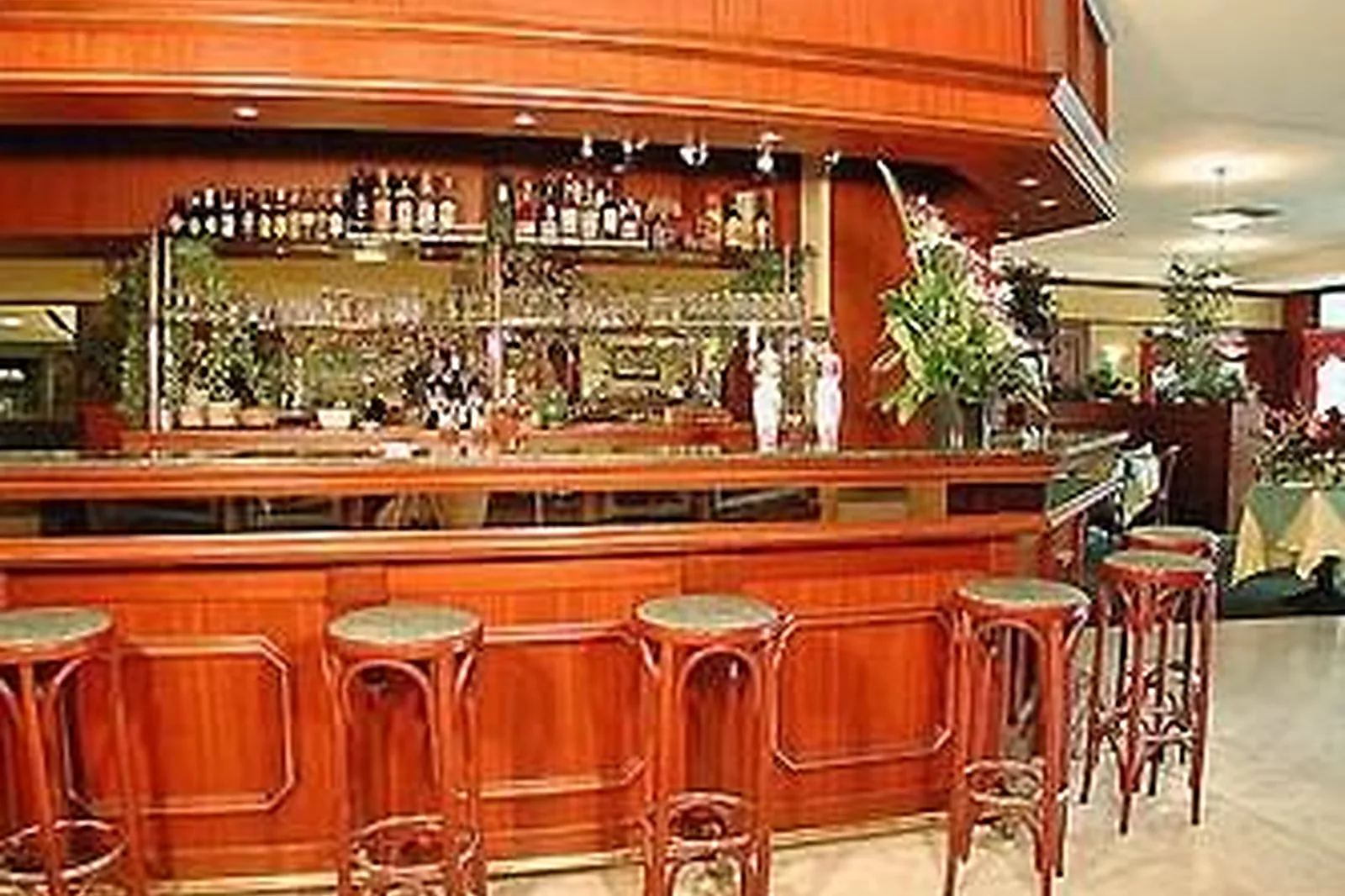 Lieux événementiels, EURO HÔTEL PARIS SAINT DENIS