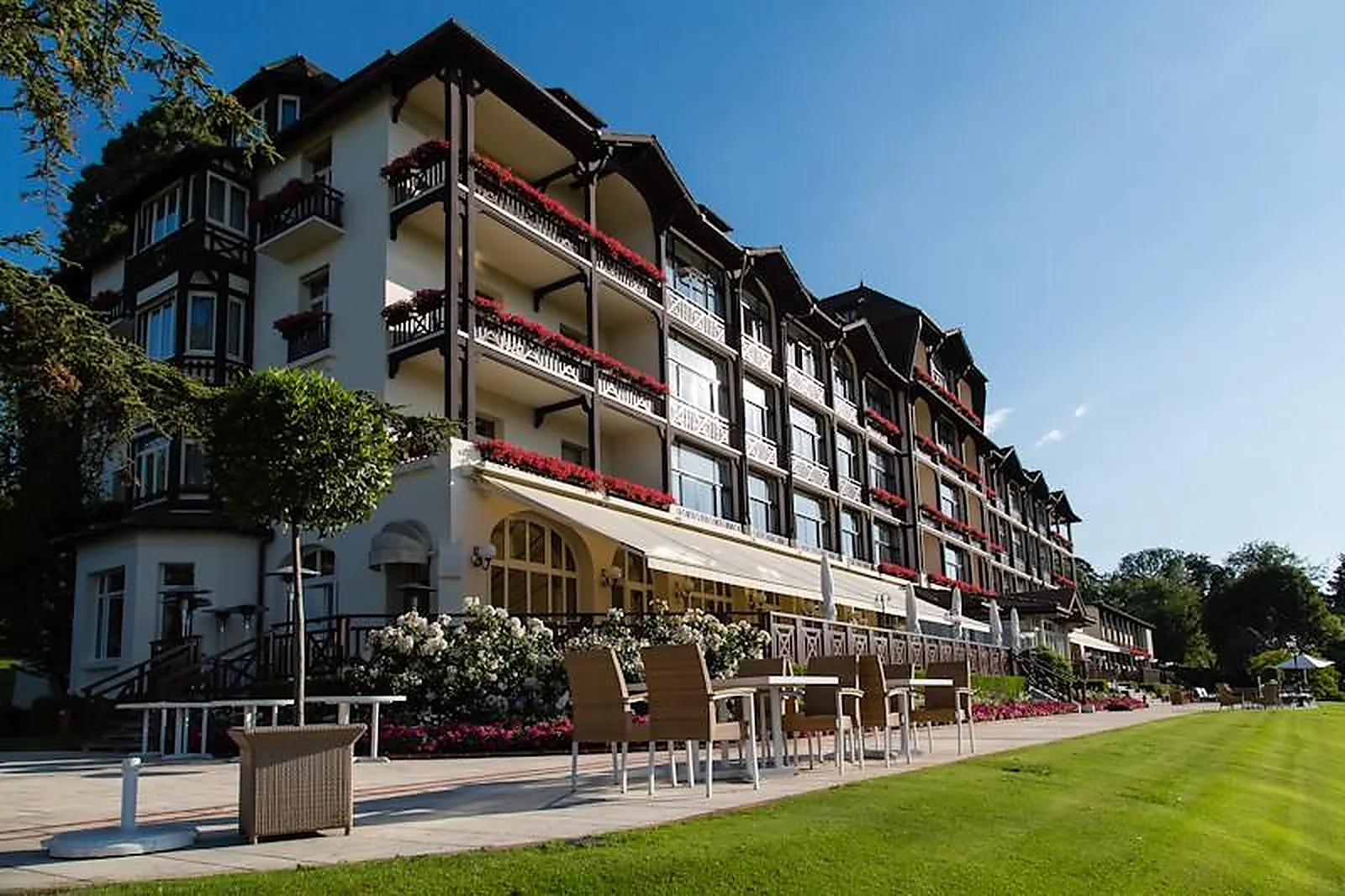 Lieux événementiels, EVIAN RESORT