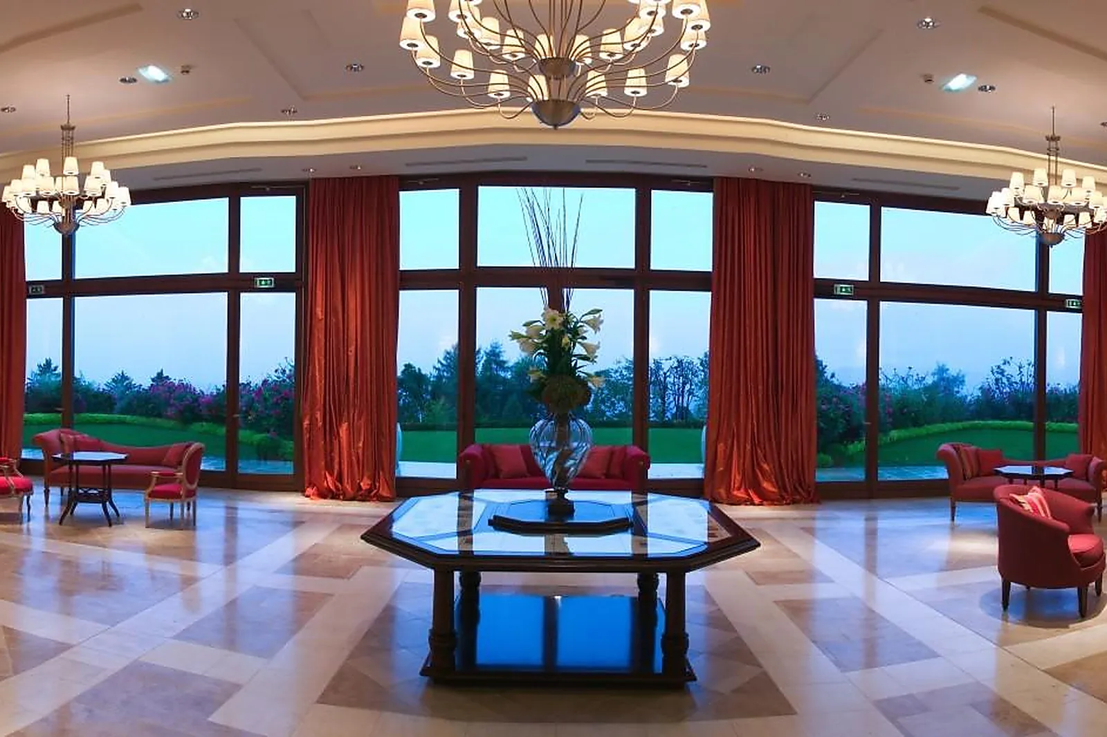 Lieux événementiels, EVIAN RESORT