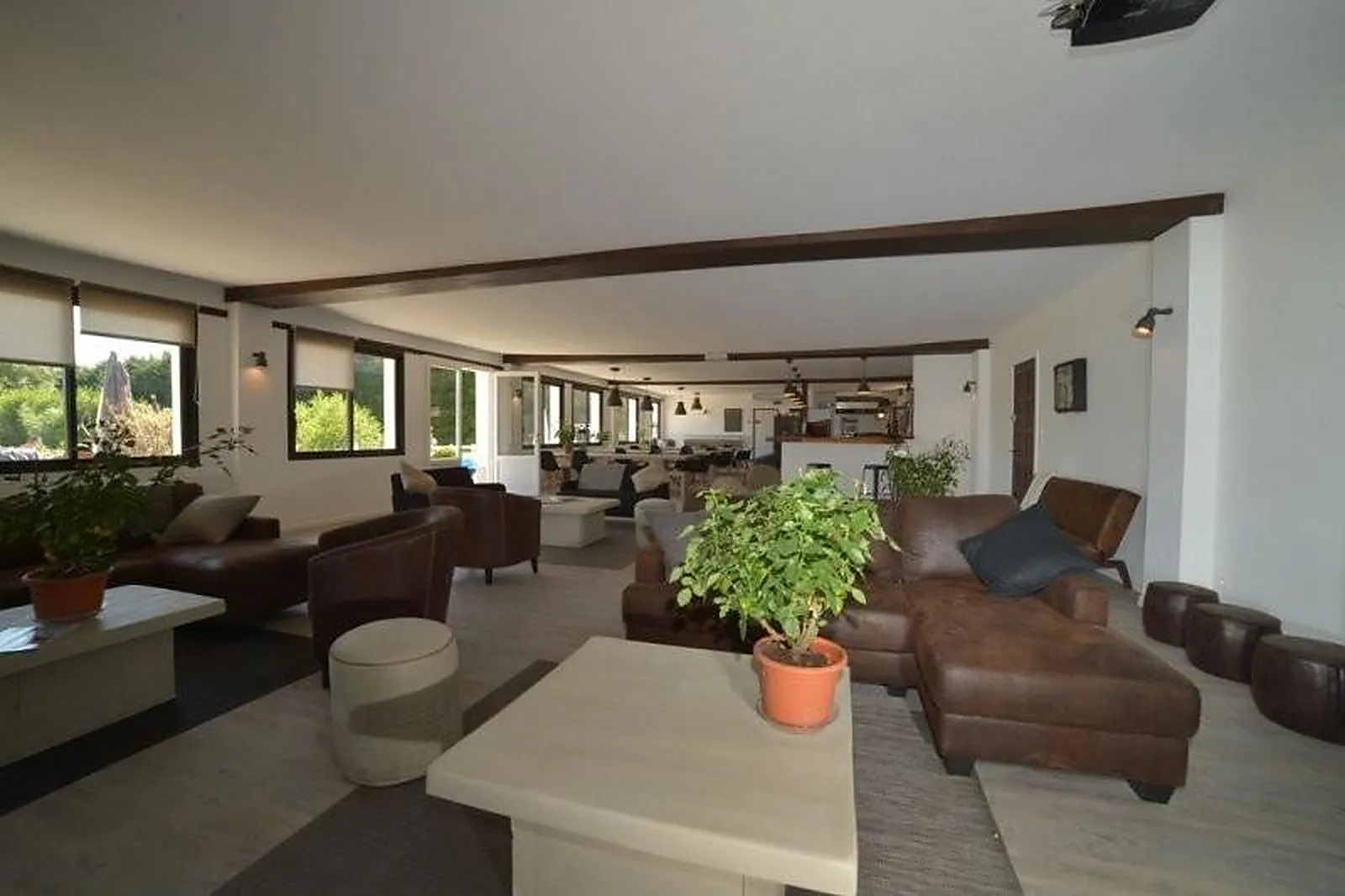 Lieux événementiels, EZY LAKE