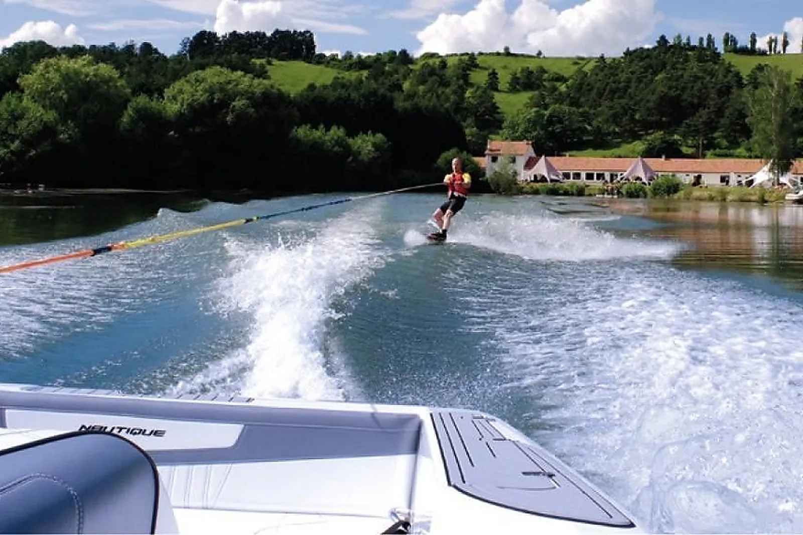 Lieux événementiels, EZY LAKE