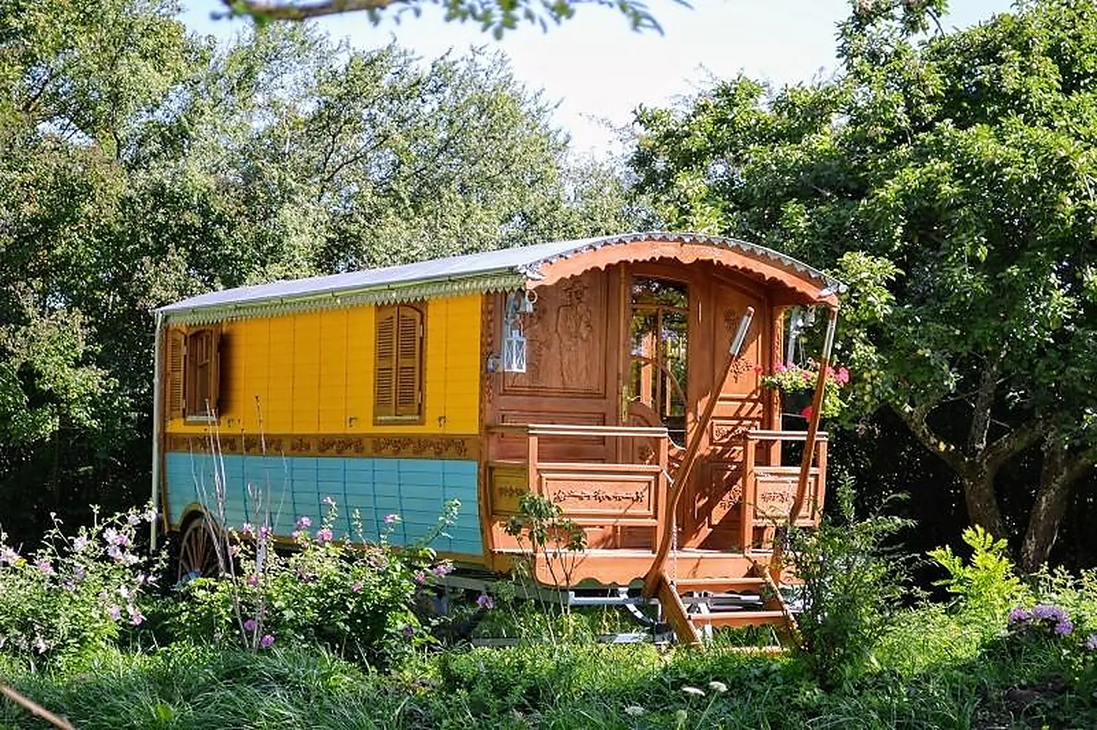 Lieux événementiels, FAMILY ECOLODGE