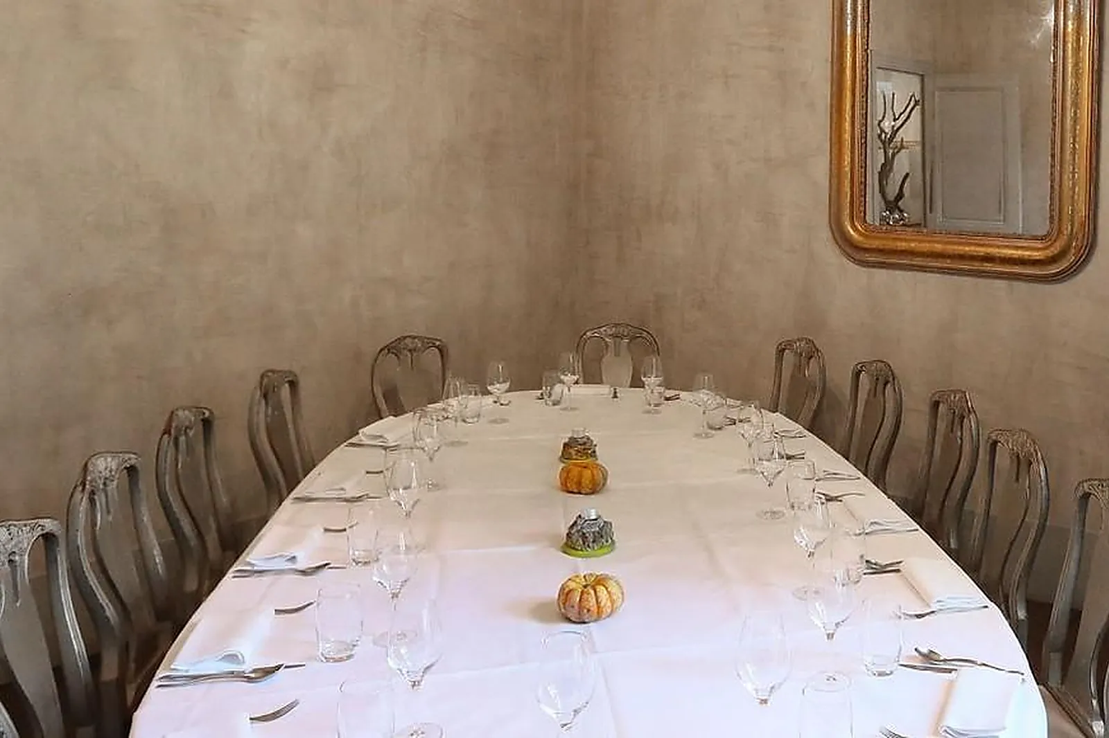 Lieux événementiels, FANTIN LATOUR