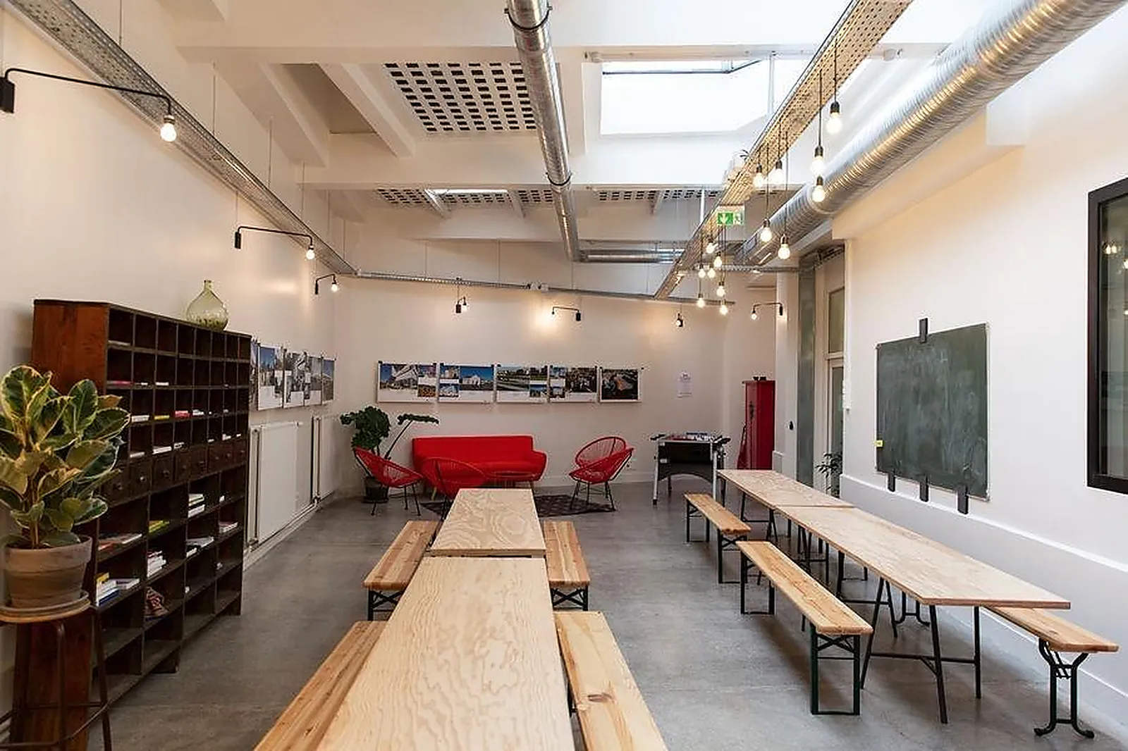 Lieux événementiels, FAR