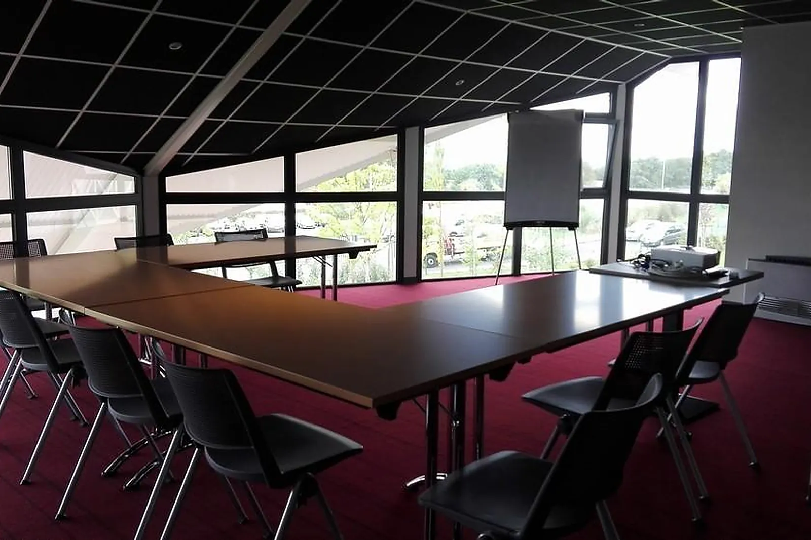 Lieux événementiels, FASTHOTEL MONTMARAULT