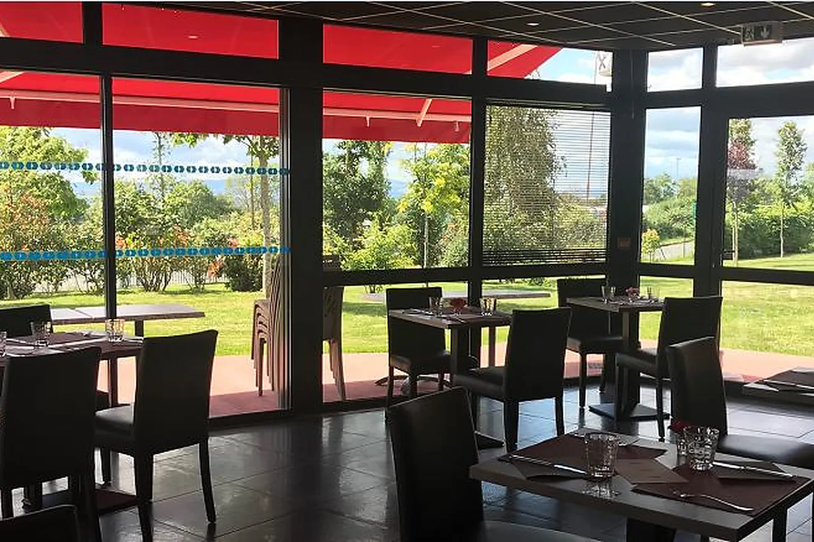 Lieux événementiels, FASTHOTEL MONTMARAULT