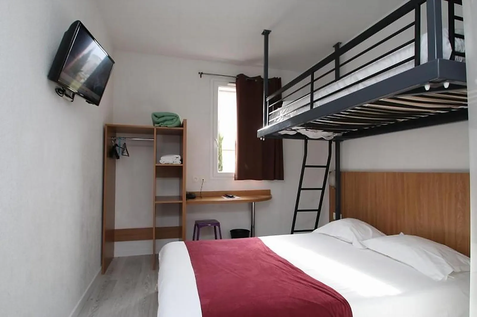 Lieux événementiels, FASTHÔTEL NÎMES OUEST LUNEL