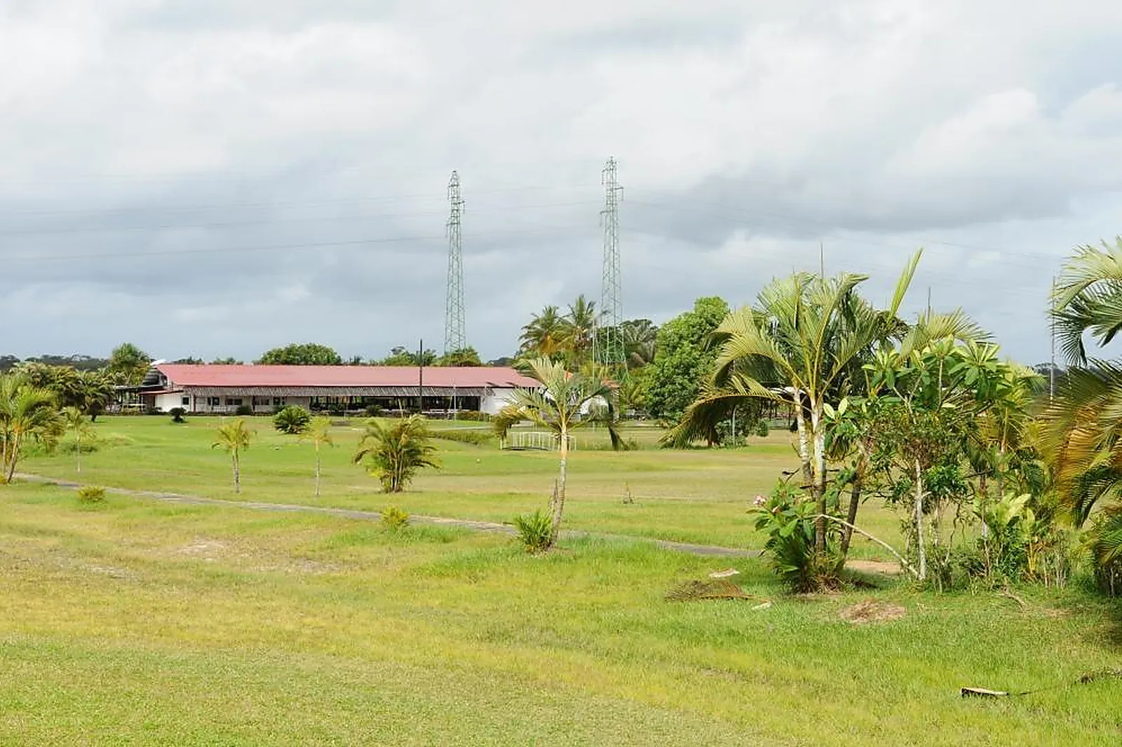 Lieux événementiels, FERME EDMÉ ZULEMARO