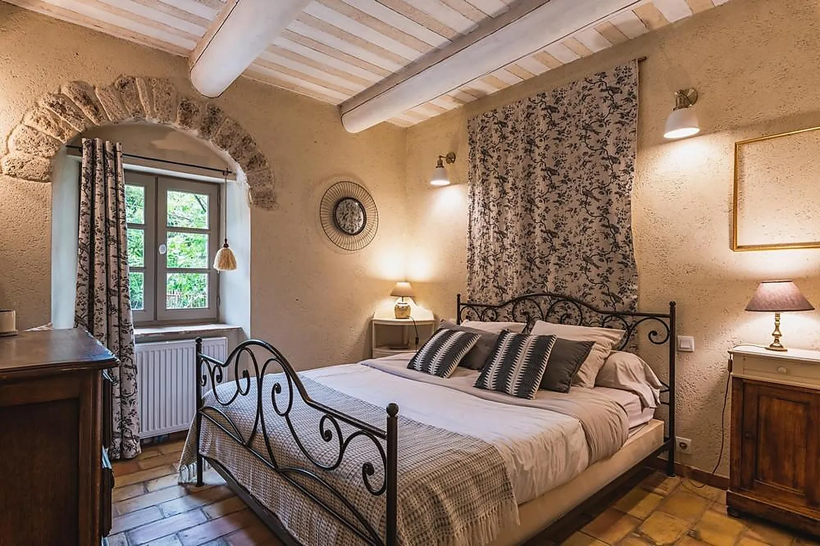 Lieux événementiels, FERME FORTIA