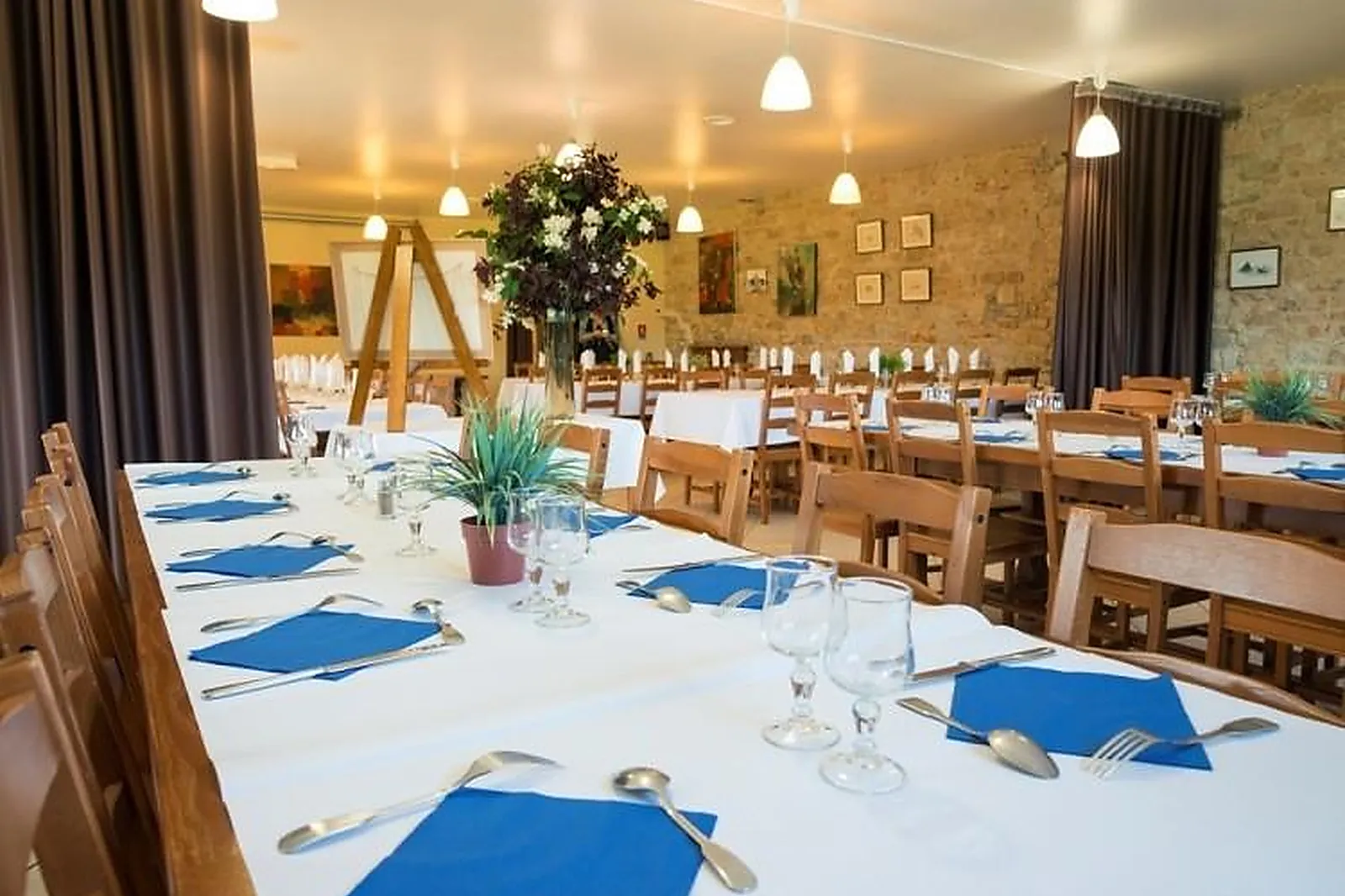 Lieux événementiels, FERME SAINT MICHEL