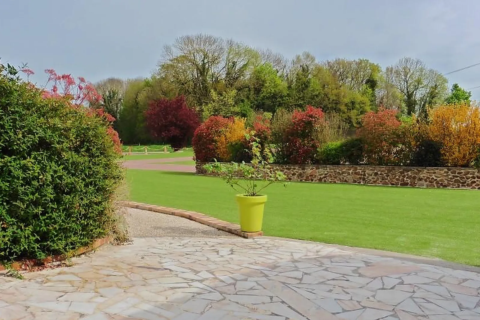 Lieux événementiels, FERME D'AUXONNETTES