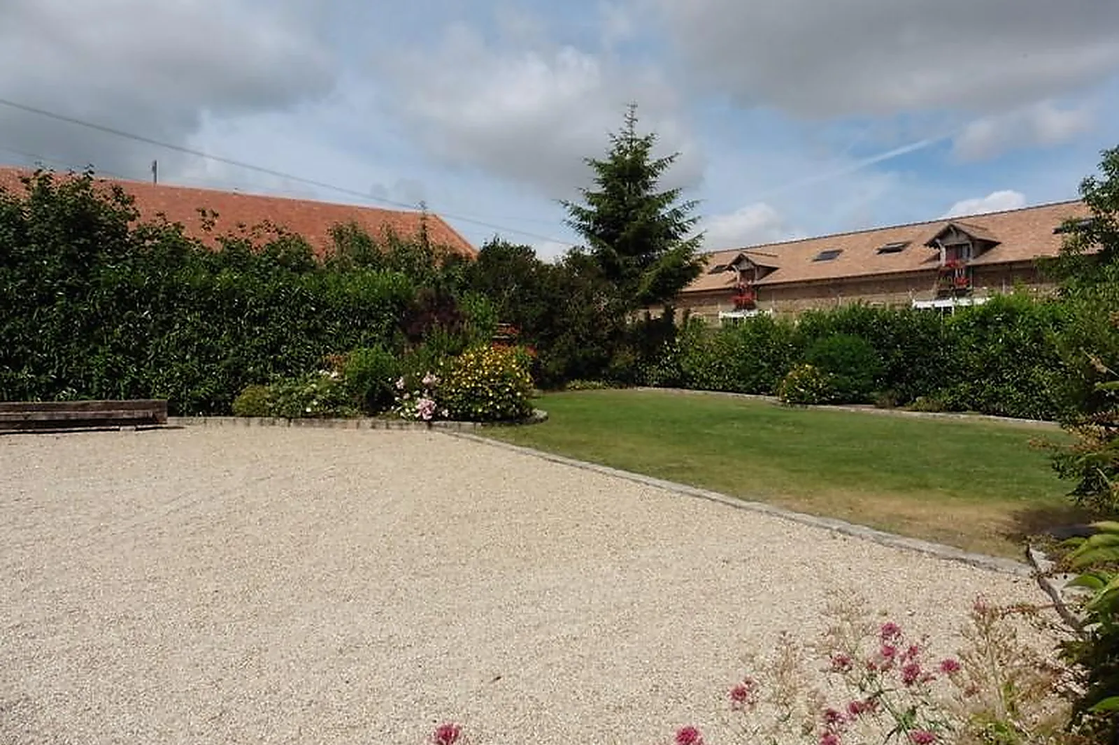 Lieux événementiels, FERME D'AUXONNETTES