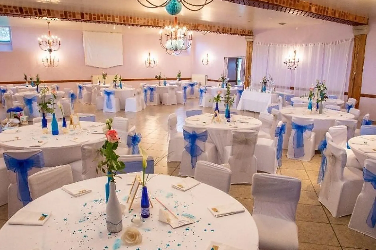 Lieux événementiels, FERME DE FOREST