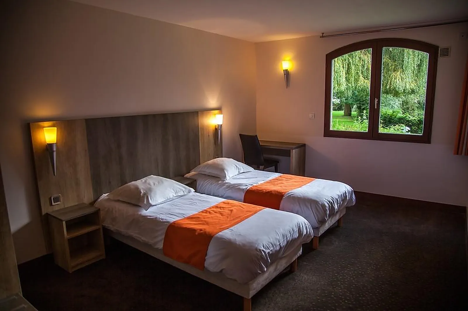 Lieux événementiels, FERME DE LA PETITE LOGE