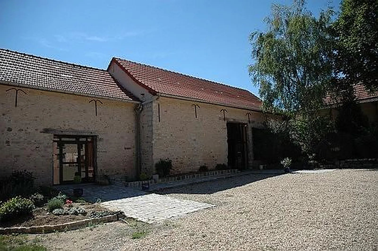 Lieux événementiels, FERME DE VINTUE