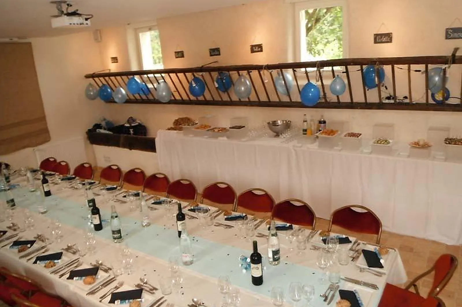 Lieux événementiels, FERME DU BUISSON