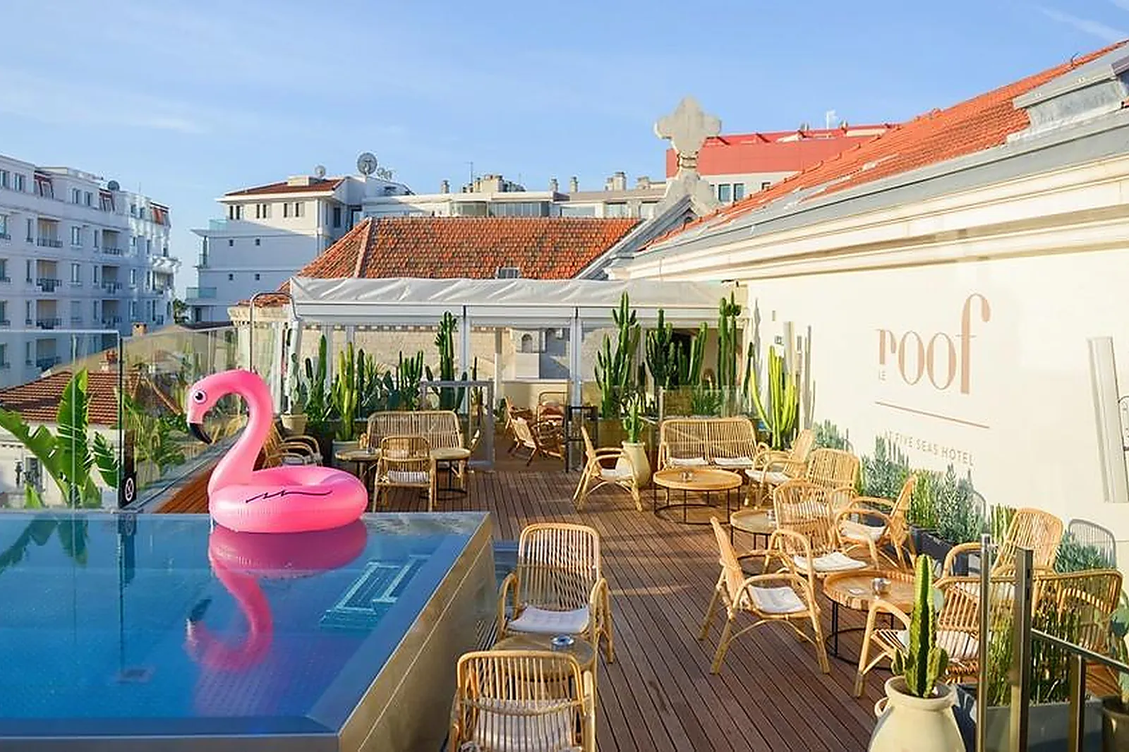 Lieux événementiels, FIVE SEAS HÔTEL