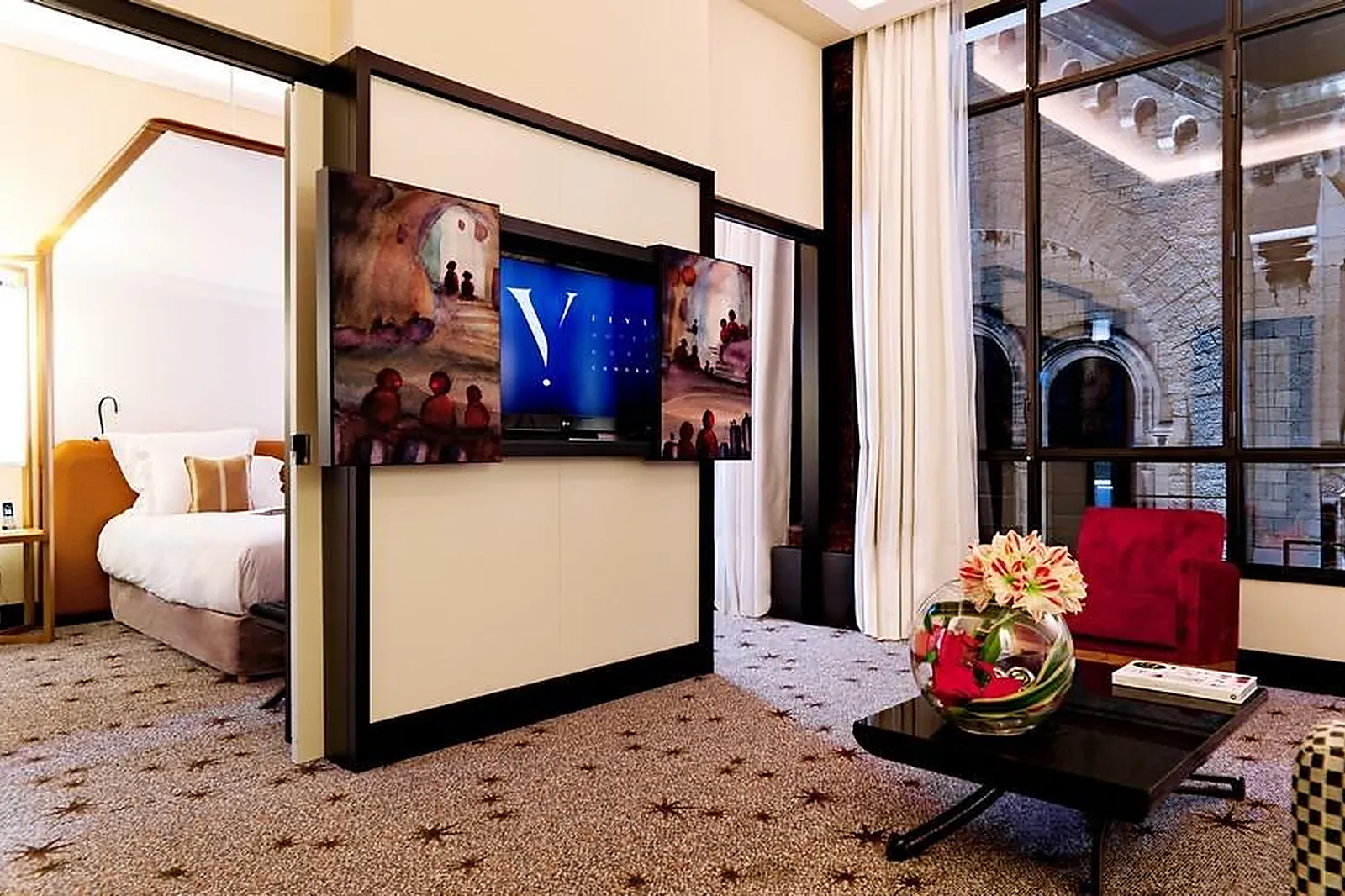 Lieux événementiels, FIVE SEAS HÔTEL