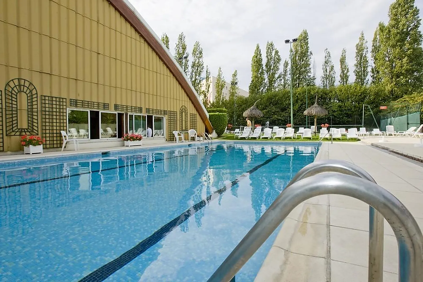 Lieux événementiels, FOREST HILL PARIS MEUDON VELIZY