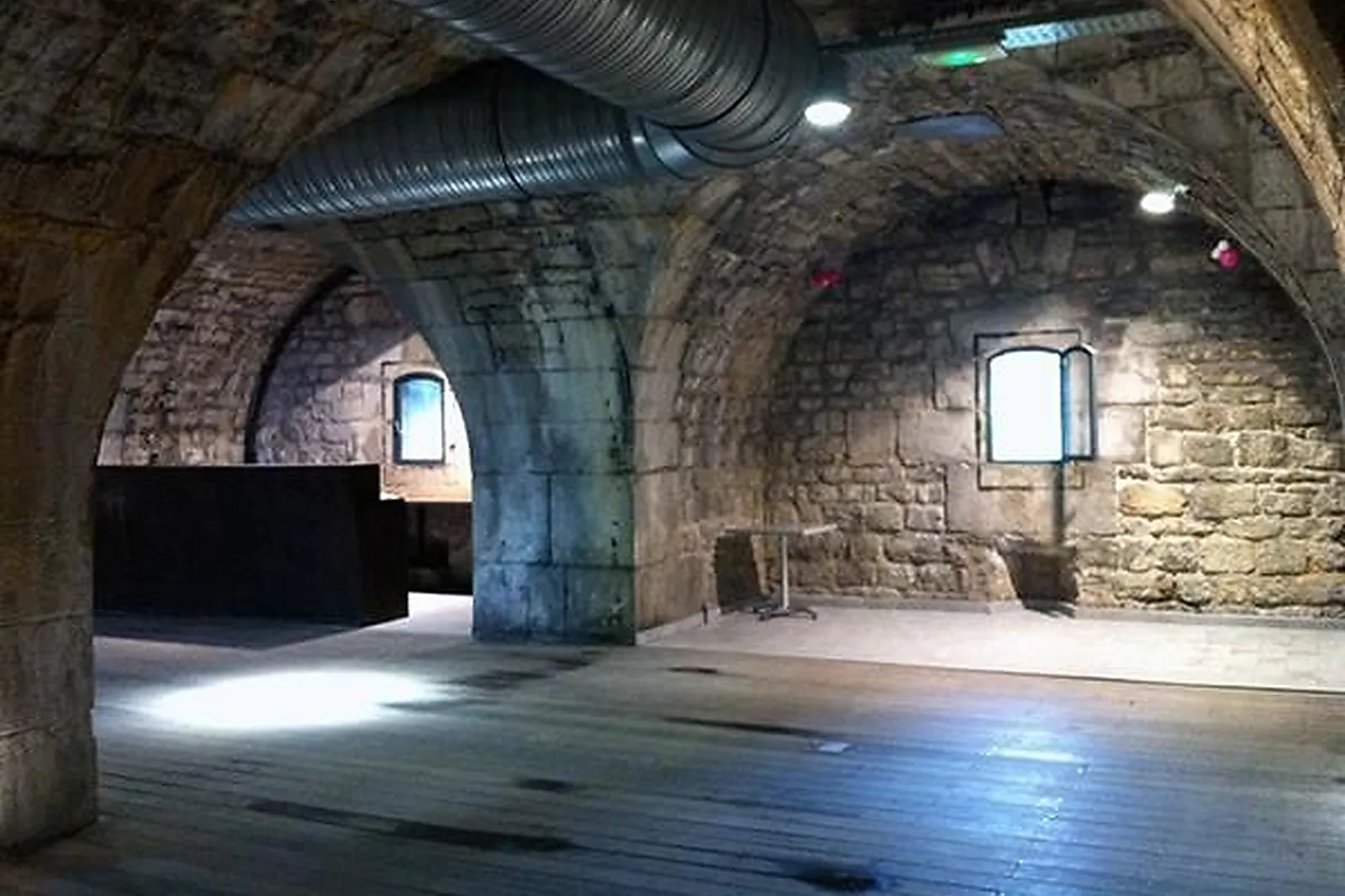 Lieux événementiels, FORTERESSE DE LA BASTILLE