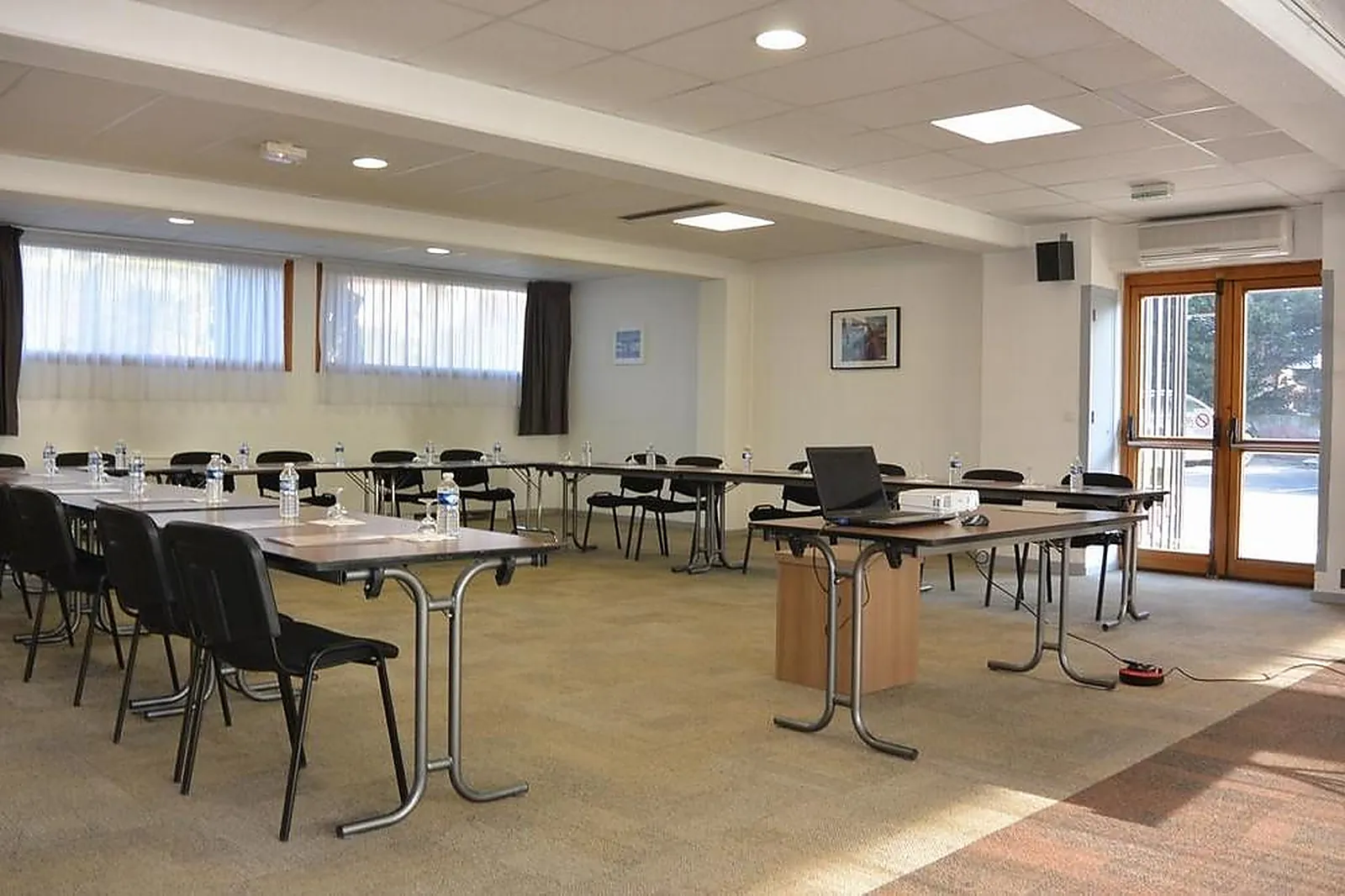 Lieux événementiels, FORUM HÔTEL