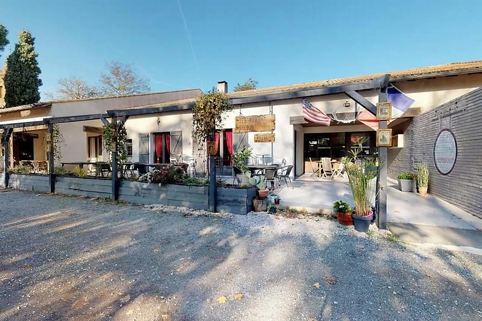 Lieux événementiels, FRIENDLY AUBERGE