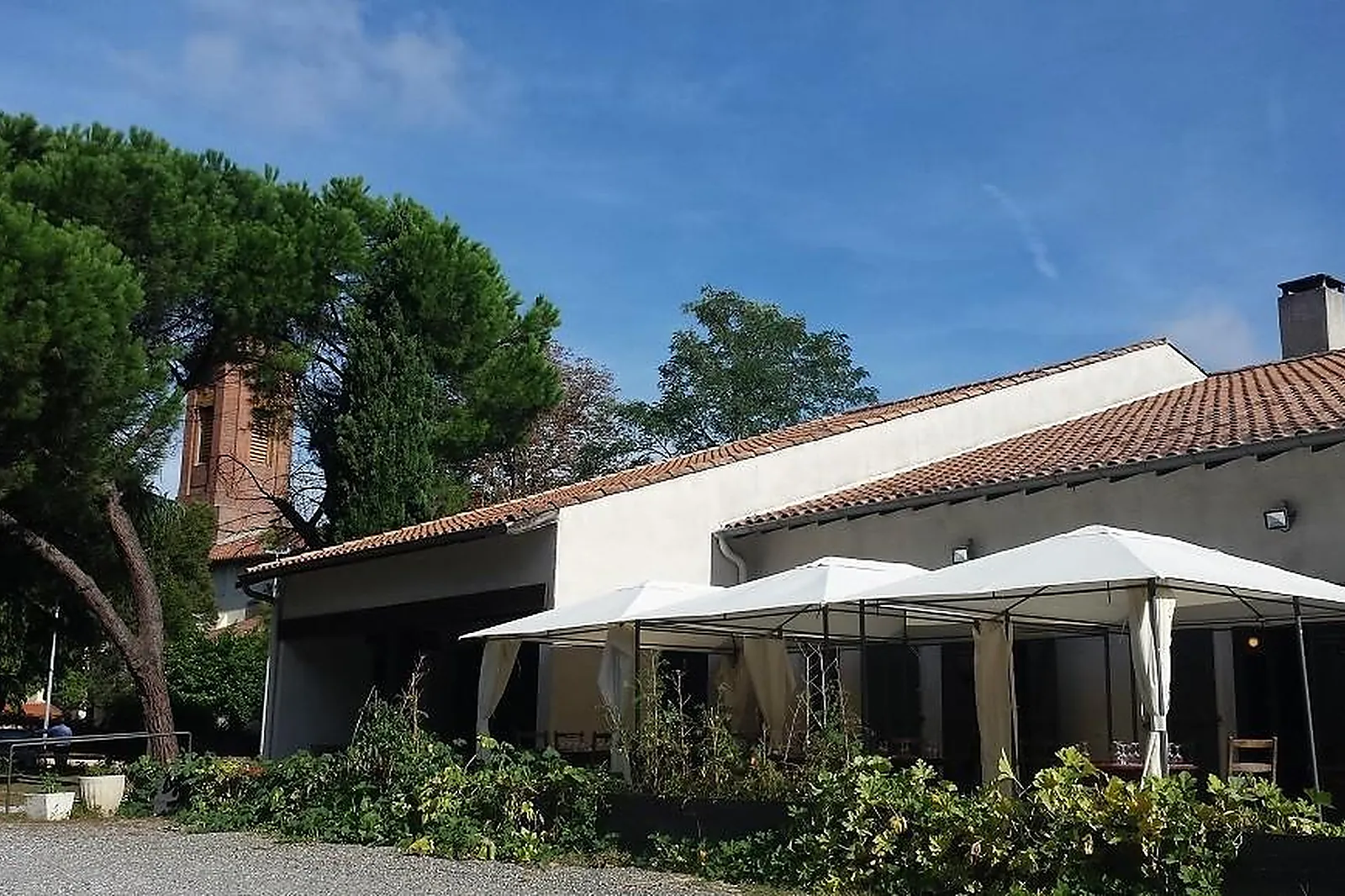 Lieux événementiels, FRIENDLY AUBERGE