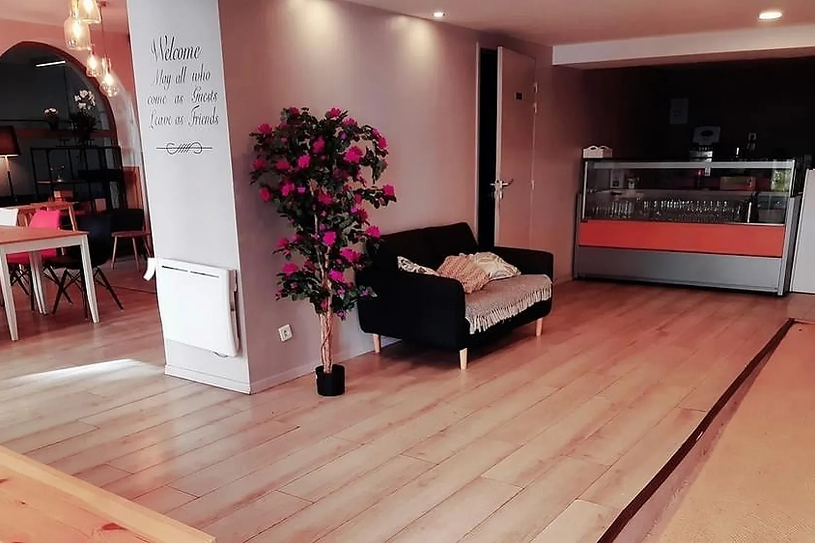 Lieux événementiels, FRIENDS VAUGIRARD