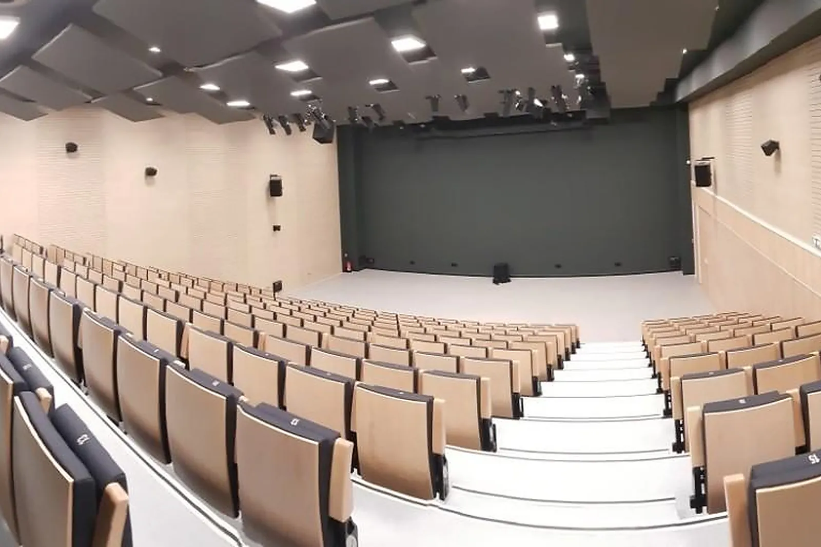 Lieux événementiels, FRUITIÈRE NUMÉRIQUE