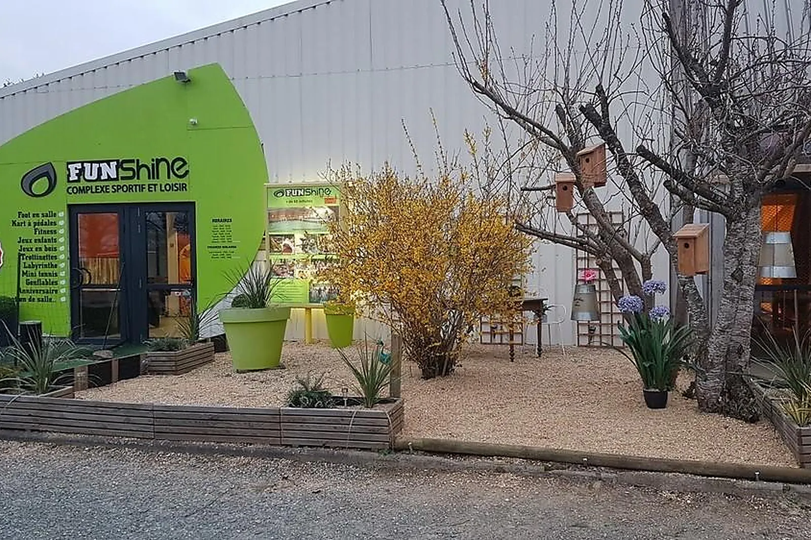 Lieux événementiels, FUNSHINE