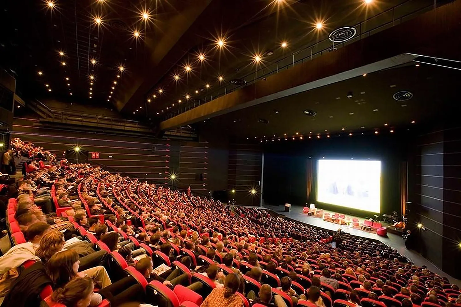 Lieux événementiels, FUTUROSCOPE CONGRES EVENEMENTS
