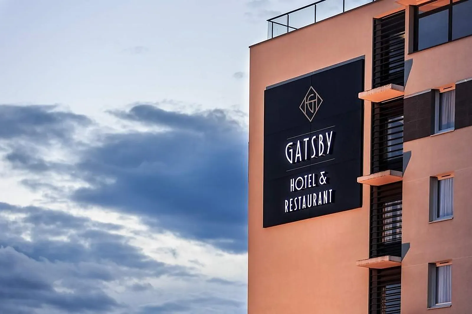 Lieux événementiels, GATSBY HÔTEL ET RESTAURANT