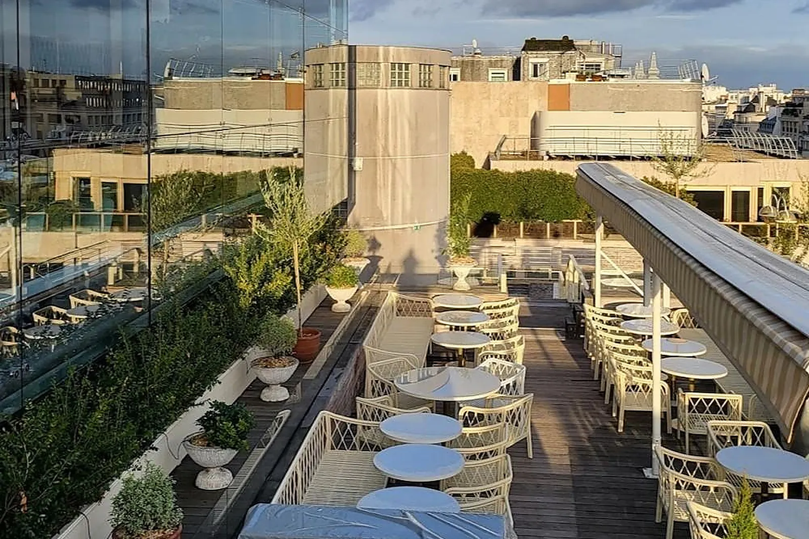 Lieux événementiels, GIGI PARIS